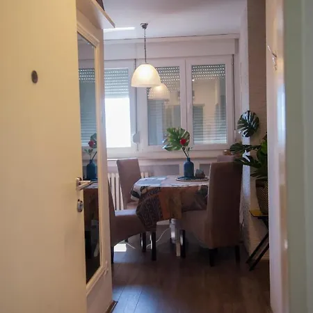 Sensational View - Zemun Appartamento