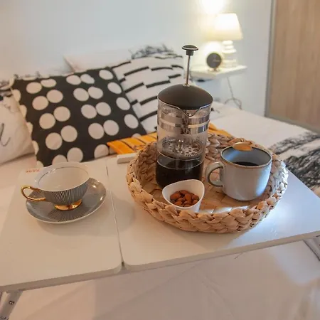 Sensational View - Zemun Appartamento *