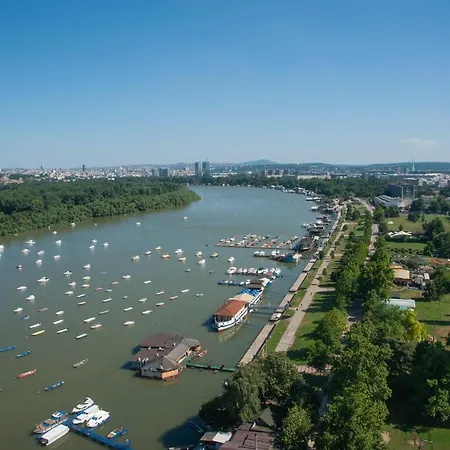 Sensational View - Zemun Apartmán Bělehrad